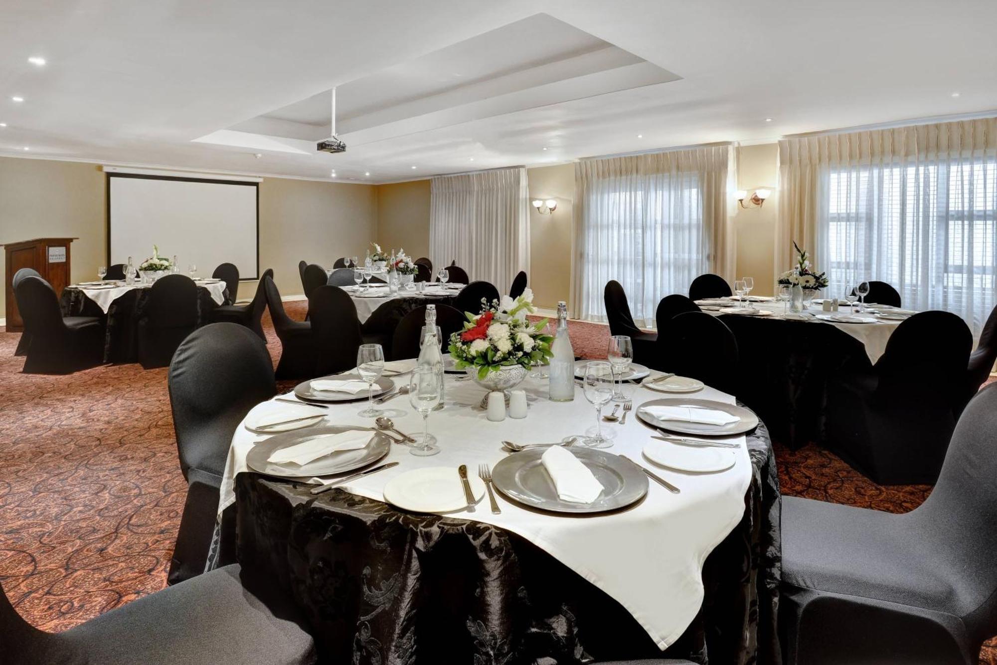 Protea Hotel By Marriott Nelspruit Mbombela Exterior photo